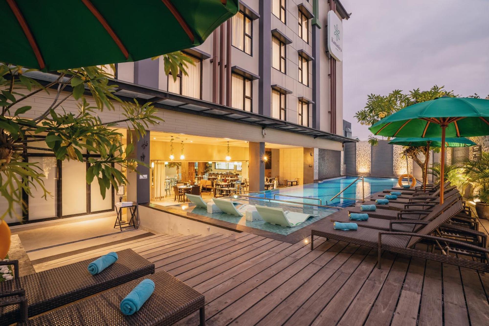 Kamaniiya Petitenget Seminyak エクステリア 写真